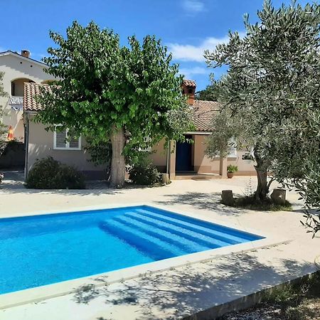 Ferienhaus Aqua Mit Pool Jadreški Exteriör bild